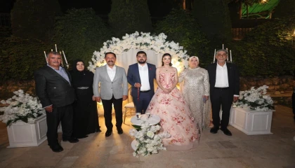 Vali Masatlı, genç çiftin nişan mutluluğuna ortak oldu