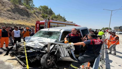 Yol çalışması olan yerde hatalı sollama ölüm getirdi, ölü sayısı 3e yükseldi