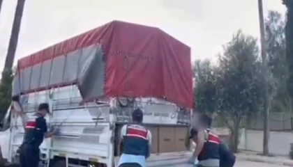 Adanada 2 milyon 400 bin adet kaçak makaron ele geçirildi