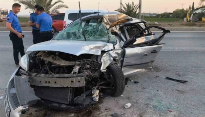 Adanada feci kaza: 2 infaz koruma memuru öldü, 1 yaralı