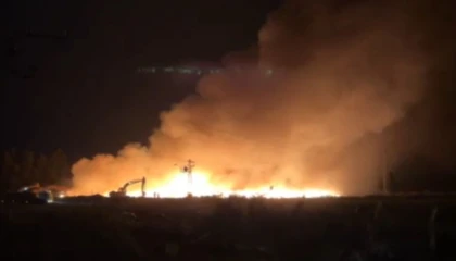 Adanada geri dönüşüm fabrikasındaki yangın 14 saattir devam ediyor