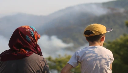 Alanya Kaymakamı Öztürk: Yaylakonak ve Şıhlar mahallemizdeki yangında söndürme çalışmalarımız devam ediyor