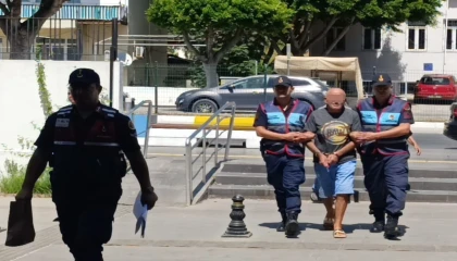 Antalyada alacak-verecek cinayetinin zanlısı adliyeye sevk edildi