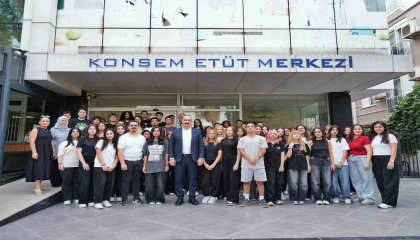 Başkan Kotan, etüt merkezinde gençlerle buluştu