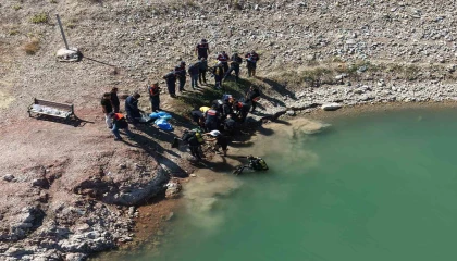 Burdurda barajda kaybolan emekli polisin cansız bedenine ulaşıldı