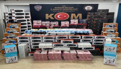 Burdurda kaçakçılık operasyonu