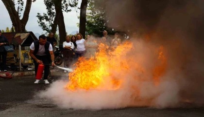 Büyükşehir çalışanlarına yangın eğitimi ve tatbikat