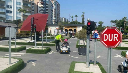 Çocuklara trafikte güvenli yarınlar eğitimi