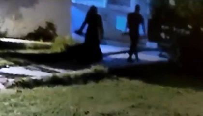 Eski eşi tarafından eşarbıyla boğularak öldürülen kadının son anları güvenlik kamerasına yansıdı