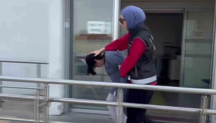 Firari hükümlü kadın hurdalıkta yakalanıp cezaevine teslim edildi
