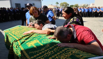 Görev çıkışı kazada ölen memurlar için cezaevinde tören düzenlendi