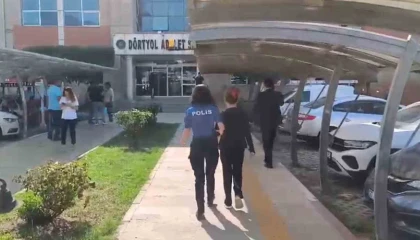 Hatayda hapis cezası ile aranan 2 kişi yakalandı