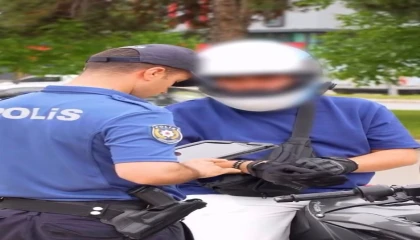 Ispartada polis denetimlerinde 9 aranan şahıs yakalandı