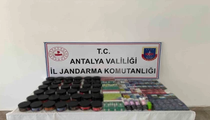 Jandarmadan Manavgatta kaçak sigara operasyonu