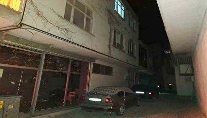 Kahramanmaraşta 3. kattan düşen çocuk ağır yaralandı