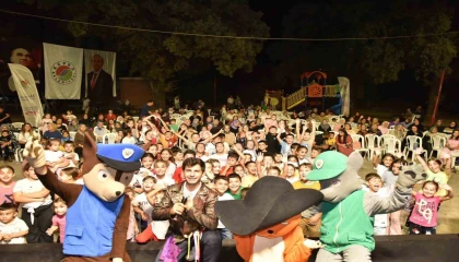 Kepezde çocuklar Sahne Kepez ile coştu