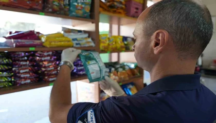 Konyaaltı Belediyesi okul kantinlerini denetliyor