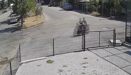 Liselinin telefonunu kapkaç yöntemiyle çaldı, yakalanıp tutuklandı