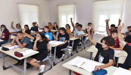 Mersin Büyükşehir Belediyesi kurs merkezleri yeni döneme başladı