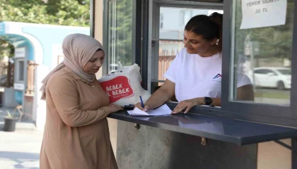 Mersinde El Bebek Gül Bebek projesi ile ailelere 53 bin 113 paket destek sağlandı