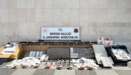 Mersinde kaçak makaron operasyonu: 2 gözaltı