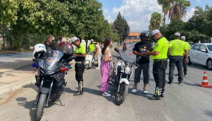 Motosiklet sürücülerine 1 buçuk saatte 456 bin TL ceza kesildi