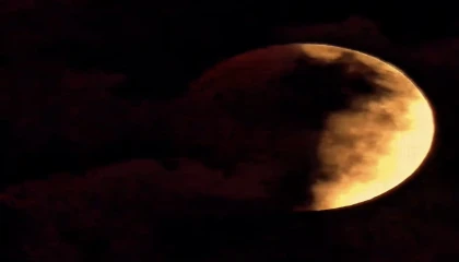 Osmaniyeliler Kanlı Ay tutulmasını izledi