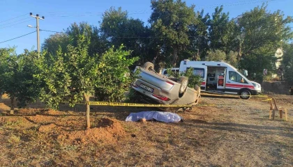 Otomobil şarampole devrildi: 1 ölü