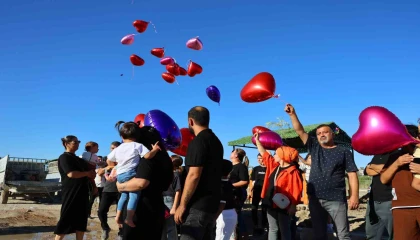Özel hastanenin ihmali sonucu öldüğü iddia edilmişti: Yasmin doğum gününde kabri başında balonlarla anıldı