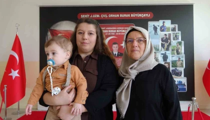 Şehit oğlunun adını taşıyan okulun açılışına katılan anne hem gurur hem hüzün yaşadı