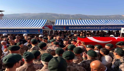 Şehit özel harekat polisi son yolculuğuna uğurlandı