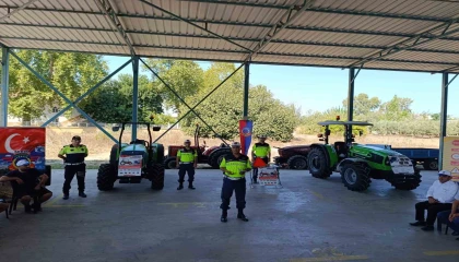 Serikte jandarmadan tarım aracı sürücülerine eğitim