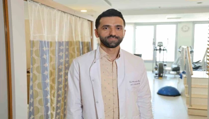 Teknolojinin gelişimi duruş bozukluklarını arttırdı