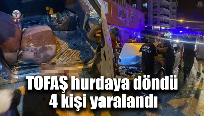 TOFAŞ'ın hurdaya döndüğü kazada 4 kişi yaralandı