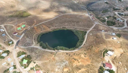 Torosların Zirvesindeki Güzellikler Dipsizgöl ve Eğrigöl
