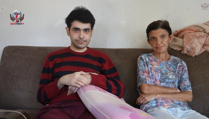 3 yıl sonra duş alıp, tıraş olan Barış’ın annesi, evladının yuva kurması hayaliyle yaşıyor