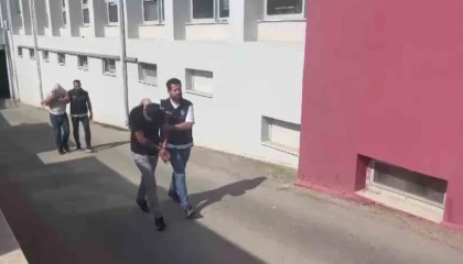 Adanada bin 166 bandrolsüz plaka ele geçirildi