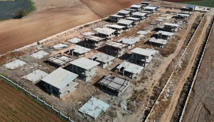Adanada ev hayali kuran vatandaşlar mağdur oldu