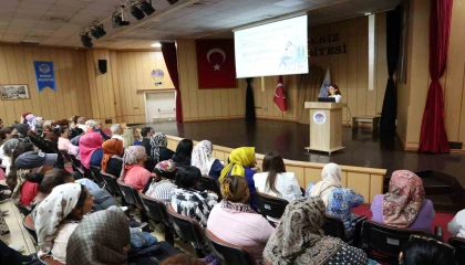 Akdeniz Belediyesinden Anne Sütü İle Besle, Sevgiyle Büyüt projesi