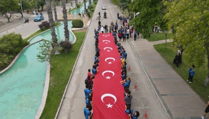 Akdeniz Üniversitesi, Cumhuriyet için koştu