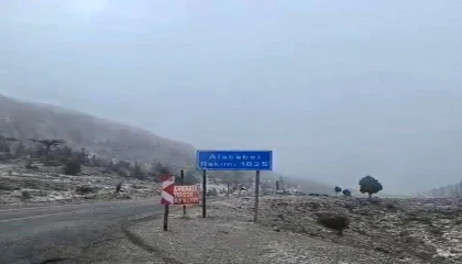 Alacabele yılın ilk karı yağdı