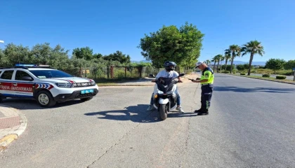 Antalyada jandarmadan motosiklet denetimi