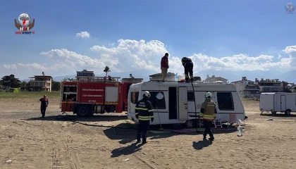 Arsuz’da karavan yangını