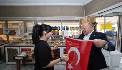 Başkan Demirçalı: Bayrağımız, birlik ve beraberliğimizin en güçlü simgesidir