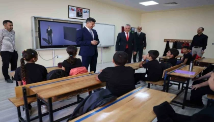 Başkan Vekili Şener: Eğitim, geleceğimizin en önemli yatırımıdır