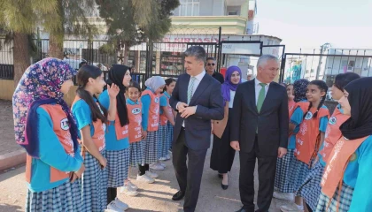 Başkan Vekili Şenerden öğrencilere kitap müjdesi