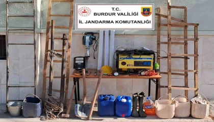 Burdurda kaçakçılık operasyonu: 12 gözaltı