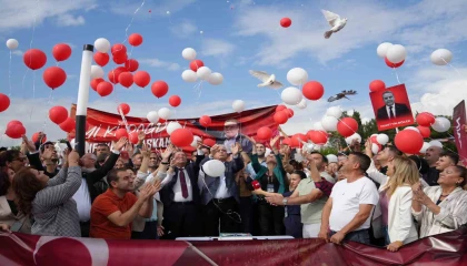 Cezaevinde bulunan eski başkan Muhittin Böceke gıyabında doğum günü kutlaması