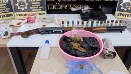 Dörtyolda uyuşturucu satıcılarına yönelik operasyon; 8 gözaltı