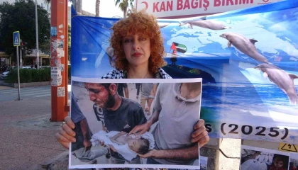 Gazzeye destek için Kudüse yürüyen İranlı aktivist Mersine ulaştı